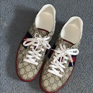 Gucci shoes